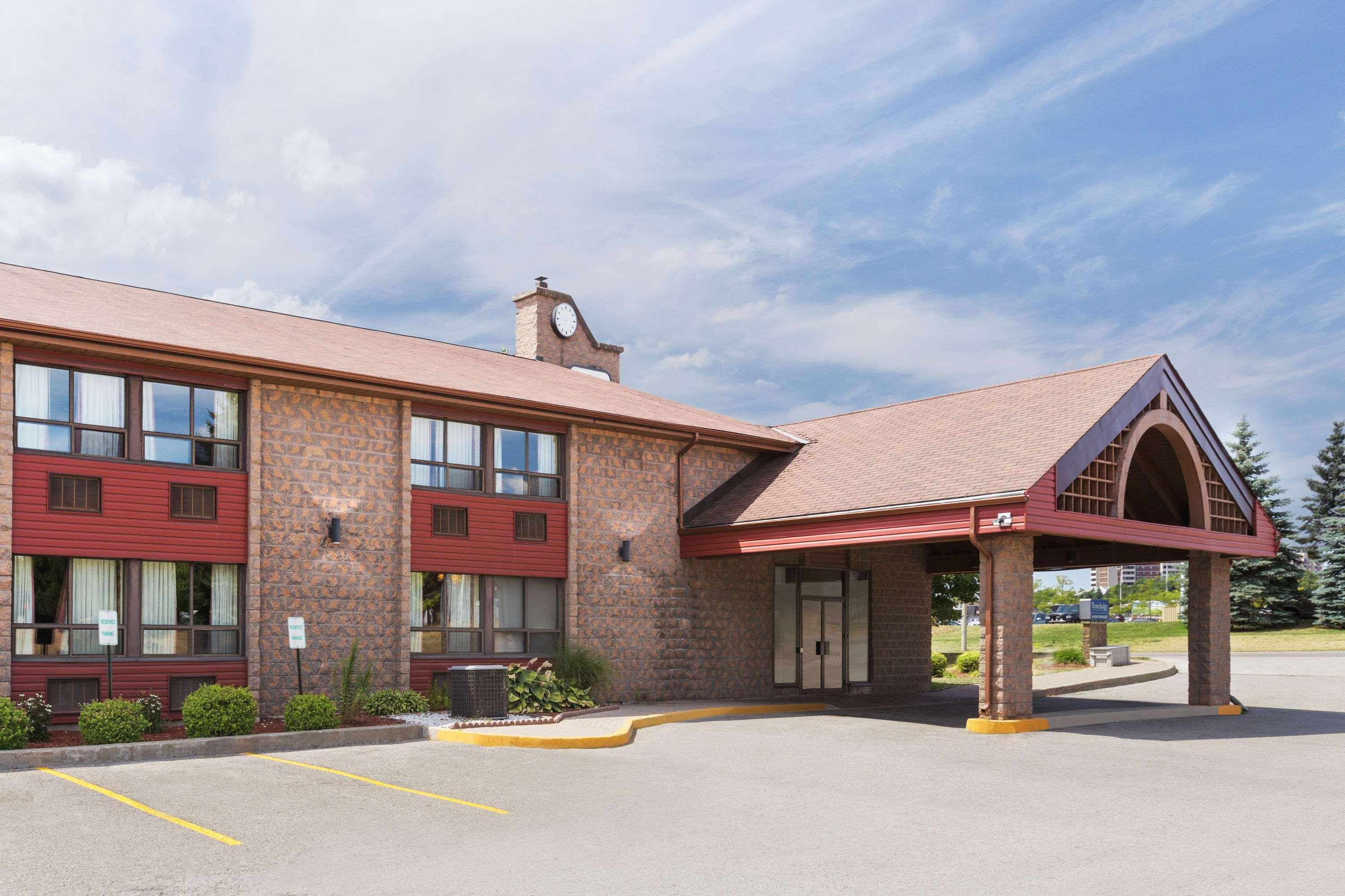 Travelodge By Wyndham Barrie Buitenkant foto