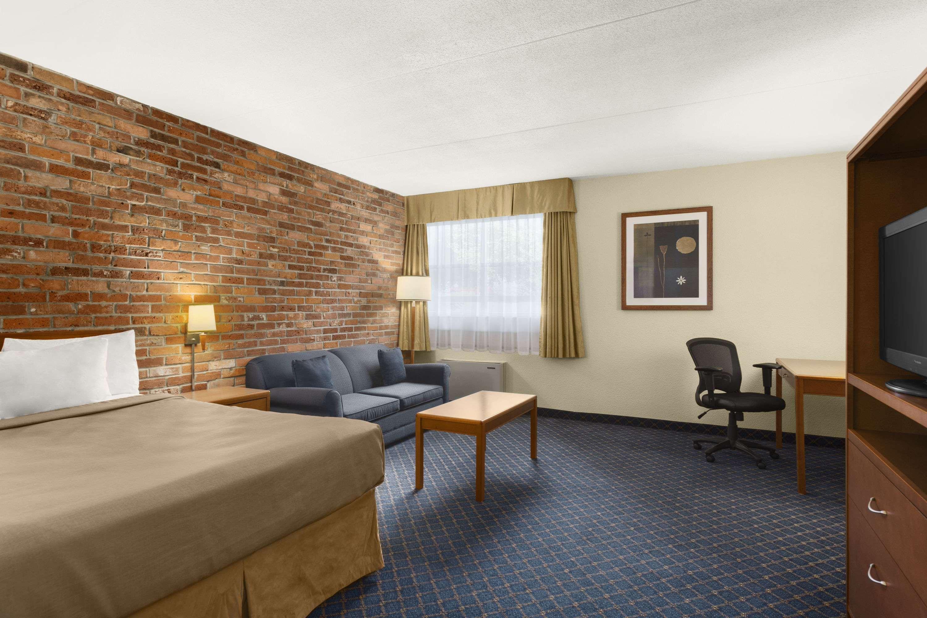 Travelodge By Wyndham Barrie Buitenkant foto