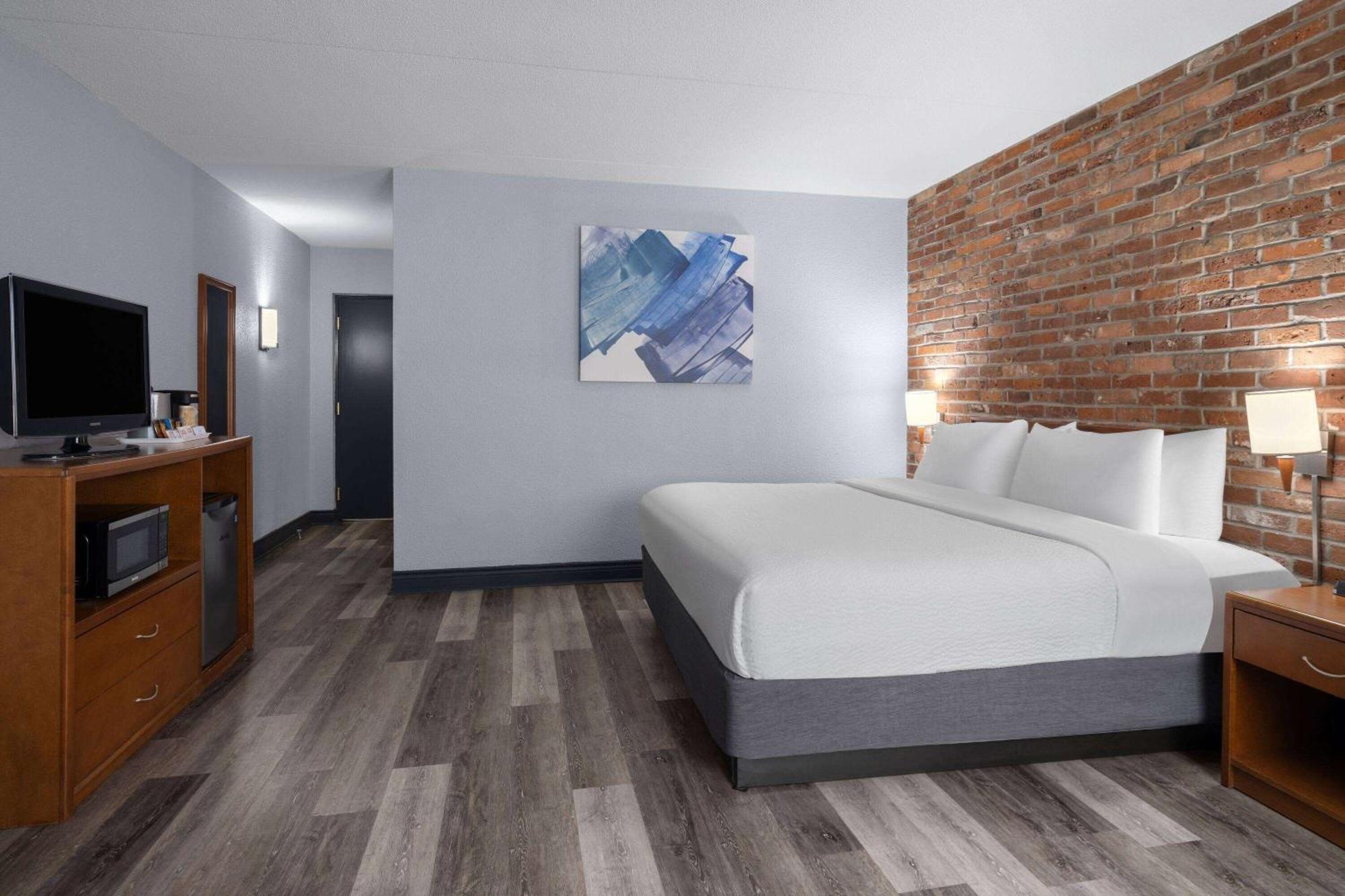 Travelodge By Wyndham Barrie Buitenkant foto