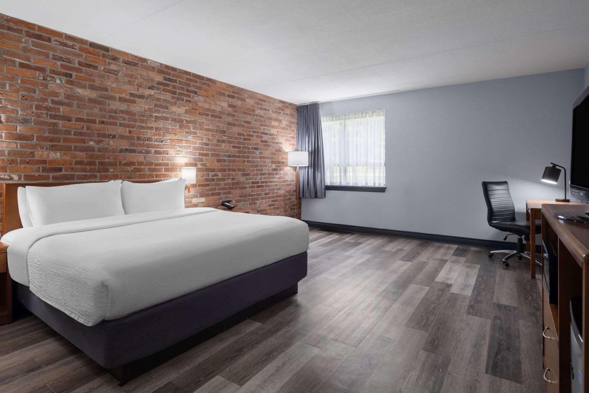 Travelodge By Wyndham Barrie Buitenkant foto