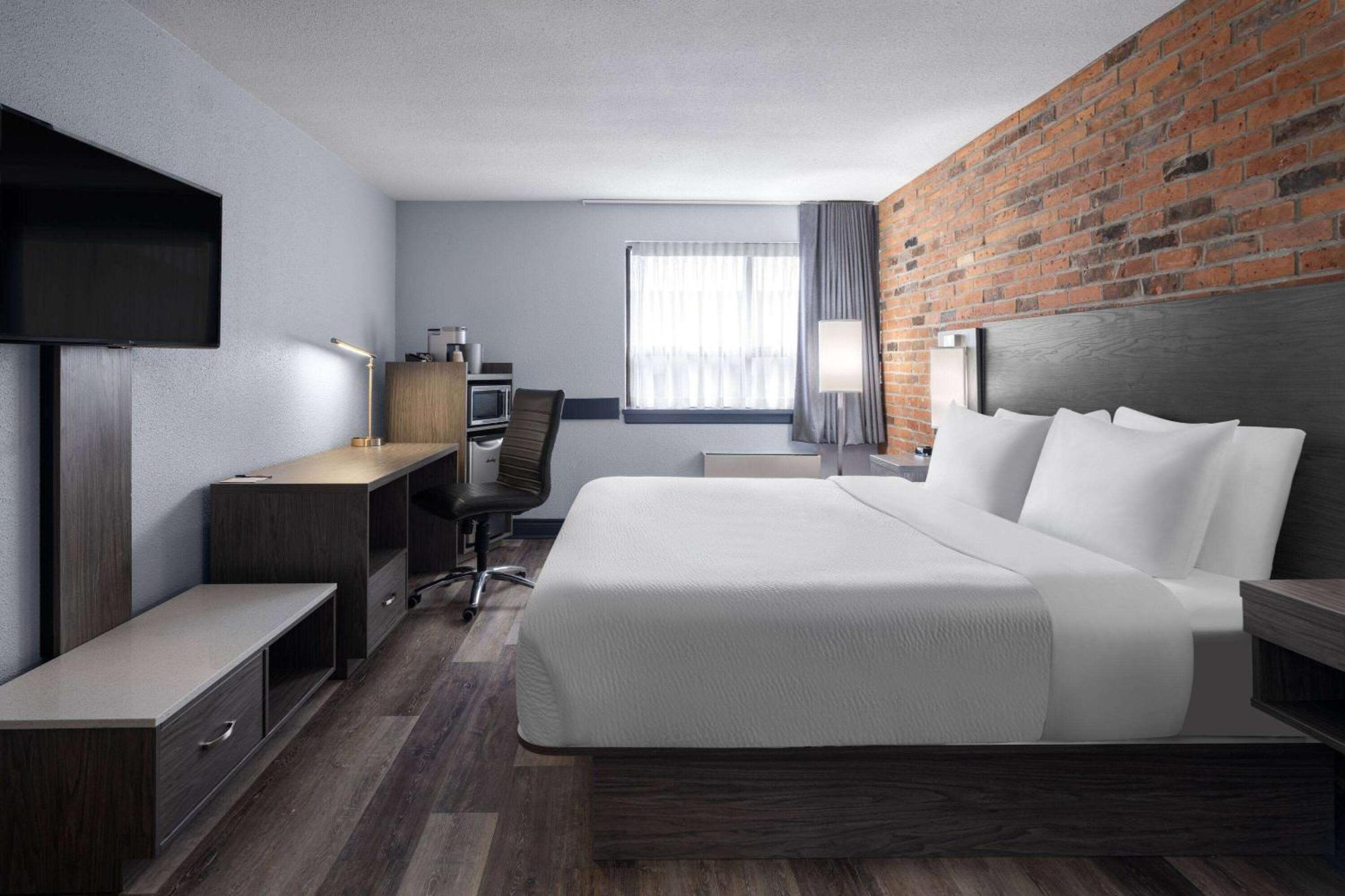 Travelodge By Wyndham Barrie Buitenkant foto
