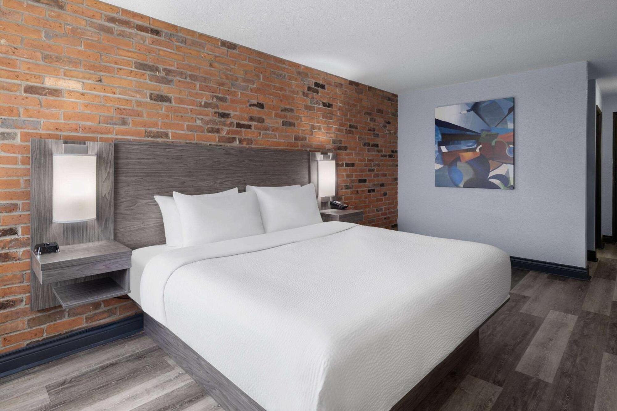 Travelodge By Wyndham Barrie Buitenkant foto