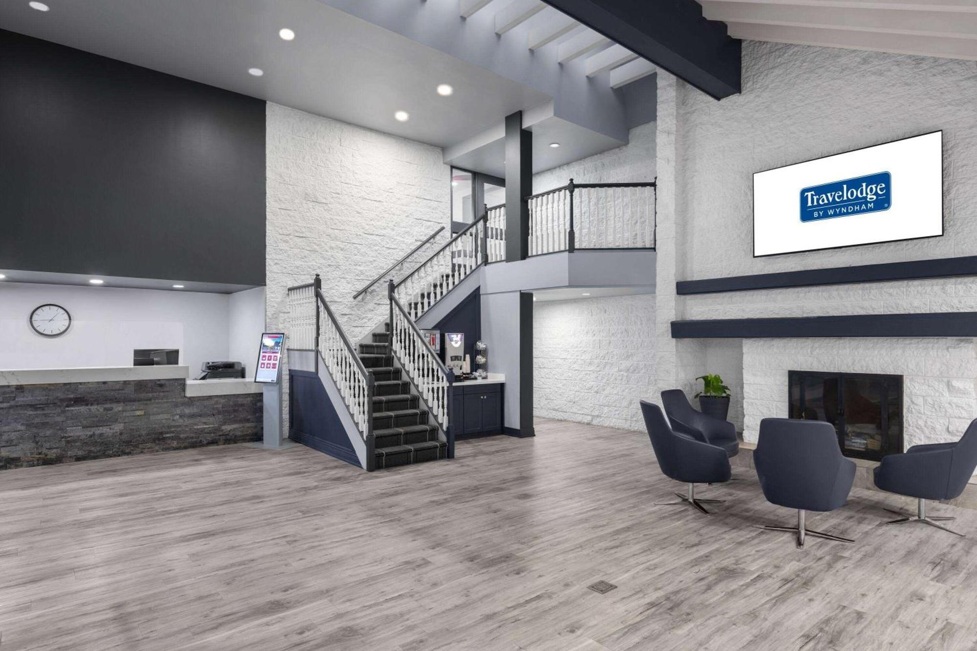 Travelodge By Wyndham Barrie Buitenkant foto