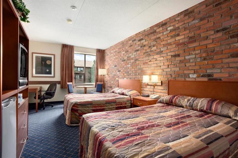 Travelodge By Wyndham Barrie Buitenkant foto